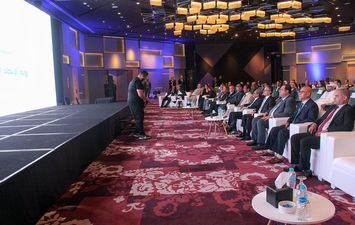 أحمد أموي رئيس مصلحة الجمارك في ملتقى اتحاد المستخلصين العرب