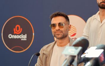 أحمد فهمي 