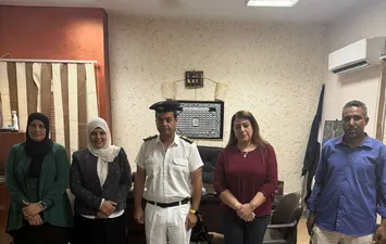 اللجنة