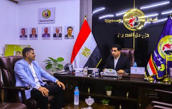 أمين عام محافظة الإسماعيلية لحزب حماه الوطن مع حوار صحفي بجريده أهل مصر 
