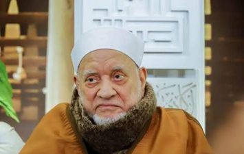 الدكتور أحمد عمر هاشم 