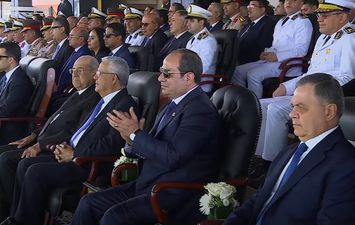  السيسي يشاهد عروض طلبة أكاديمية الشرطة