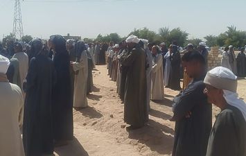 تشييع جثمان شهيد الغربة 