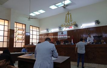 تلقي طلبات الترشح في أخر يوم 