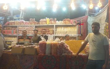 حلوى المولد بمدينة دسوق