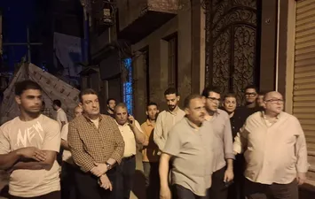 محافظ الشرقية ينتقل لمتابعة انهيار جزئي لعقار 