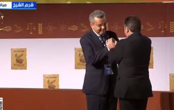 مصر تتسلم رئاسة منظمة الإنتوساي