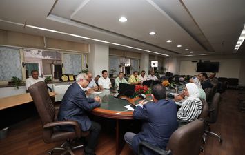 اجتماع شركة الصرف الصحي بالإسكندرية