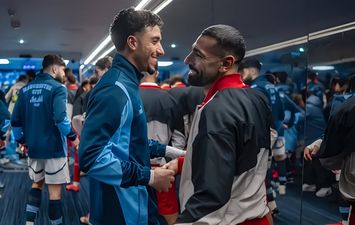 محمد صلاح و عمر مرموش 