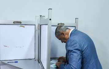 محافظ الإسكندرية