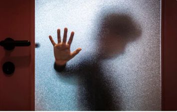 التحرش بالأطفال