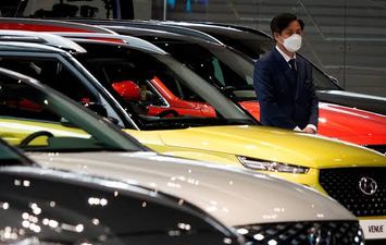 معرض سيارات 