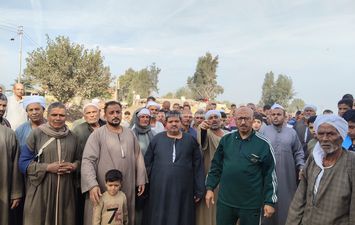 أهالى قرية السطايحة بالشرقية 