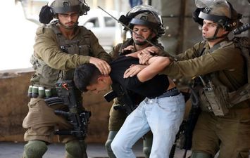 اعتقال فلسطينيين