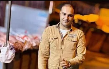 القبض على المتهم بقتل والدته بعد دفعها من الطابق الثاني أمام مجمع الهيئات ببورسعيد