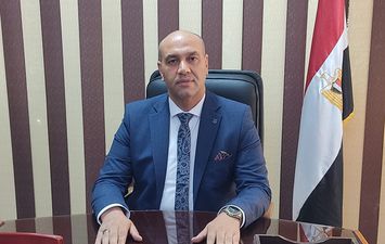 المحاسب عادل الهابط، وكيل وزارة التموين بكفر الشيخ 
