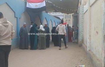 جانب من توافد المواطنين للإدلاء بأصواتهم في انتخابات مجلس النواب 