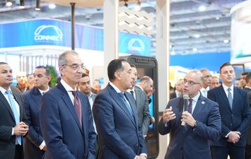 رئيس الوزراء ورئيس هيئة الرقابة المالية