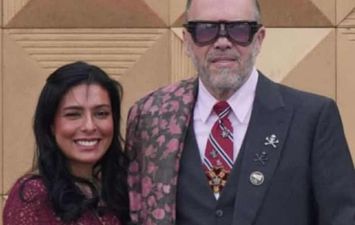 رجل الأعمل السعودي حسان عصام محمد قباني وزوجته