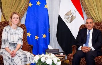 عبد العاطي وكالاس