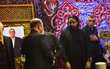 من عزاء محمد صبري