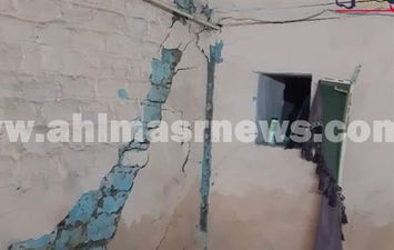 منازل آيلة للسقوط 