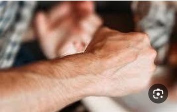 واقعة تعدي شخص على اخر 