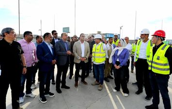 وزير الاسكان 