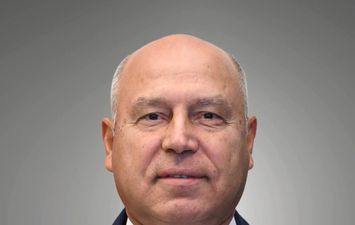 وزير الصناعة والنقل