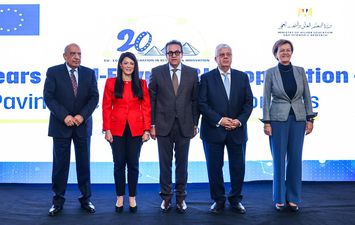 وزيرة التخطيط والتعاون الدولى 