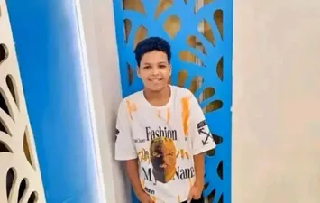 الشاب الراحل 