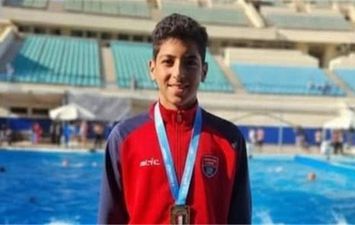 السباح يوسف 