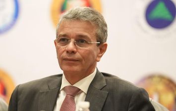 أحمد آموي رئيس مصلحة الجمارك 