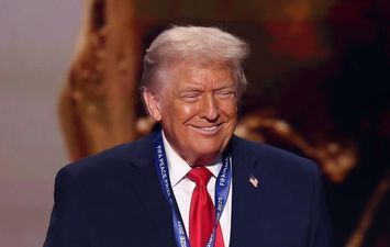 ترامب يحصد جائزة فيفا للسلام 