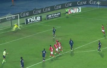 الأهلي وإنبي 