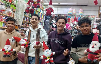 الإقبال على شراء بابا نويل 