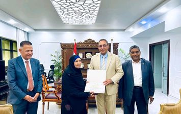 الحاجه فاطمه 