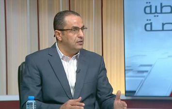 الدكتور نضال أبو زيد، الخبير الاستراتيجي