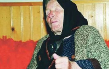 العرافة العمياء