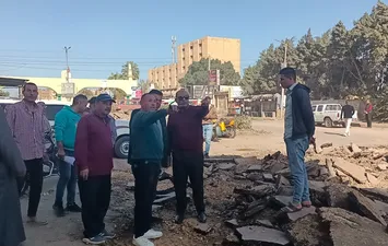 جانب من أعمال الرصف