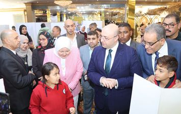 جانب من الافتتاح 