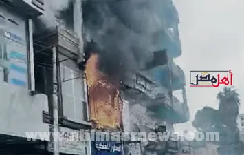 جانب من الحريق