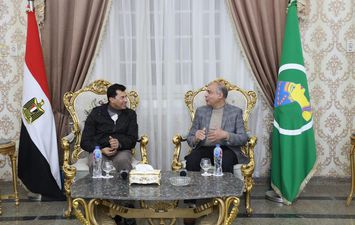 جانب من الزيارة 