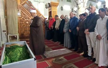 جانب من صلاة الجنازة 