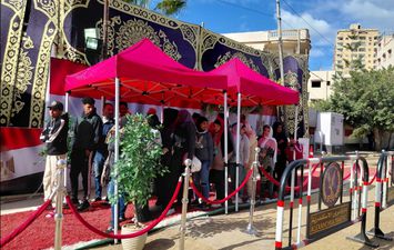 عدد من الناخبين