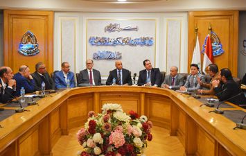 غرفة القاهرة التجارية اثناء الاجتماع