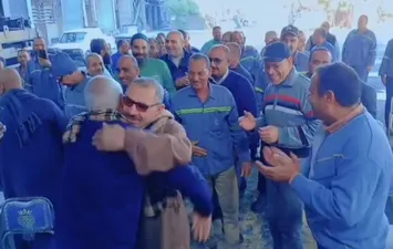 ممر شرفي لعامل بشركة مصر للألومنيوم 