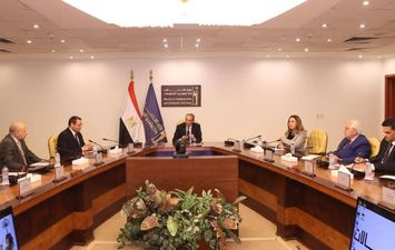 وزير الاتصالات 