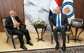 وزير البترول