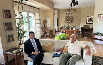 وزير الريضة وحسين لبيب